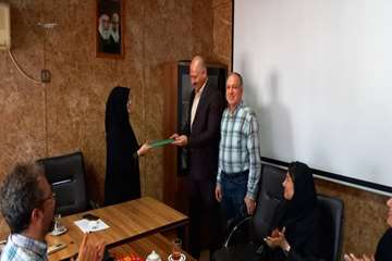 تقدیر از کارشناسان آمار